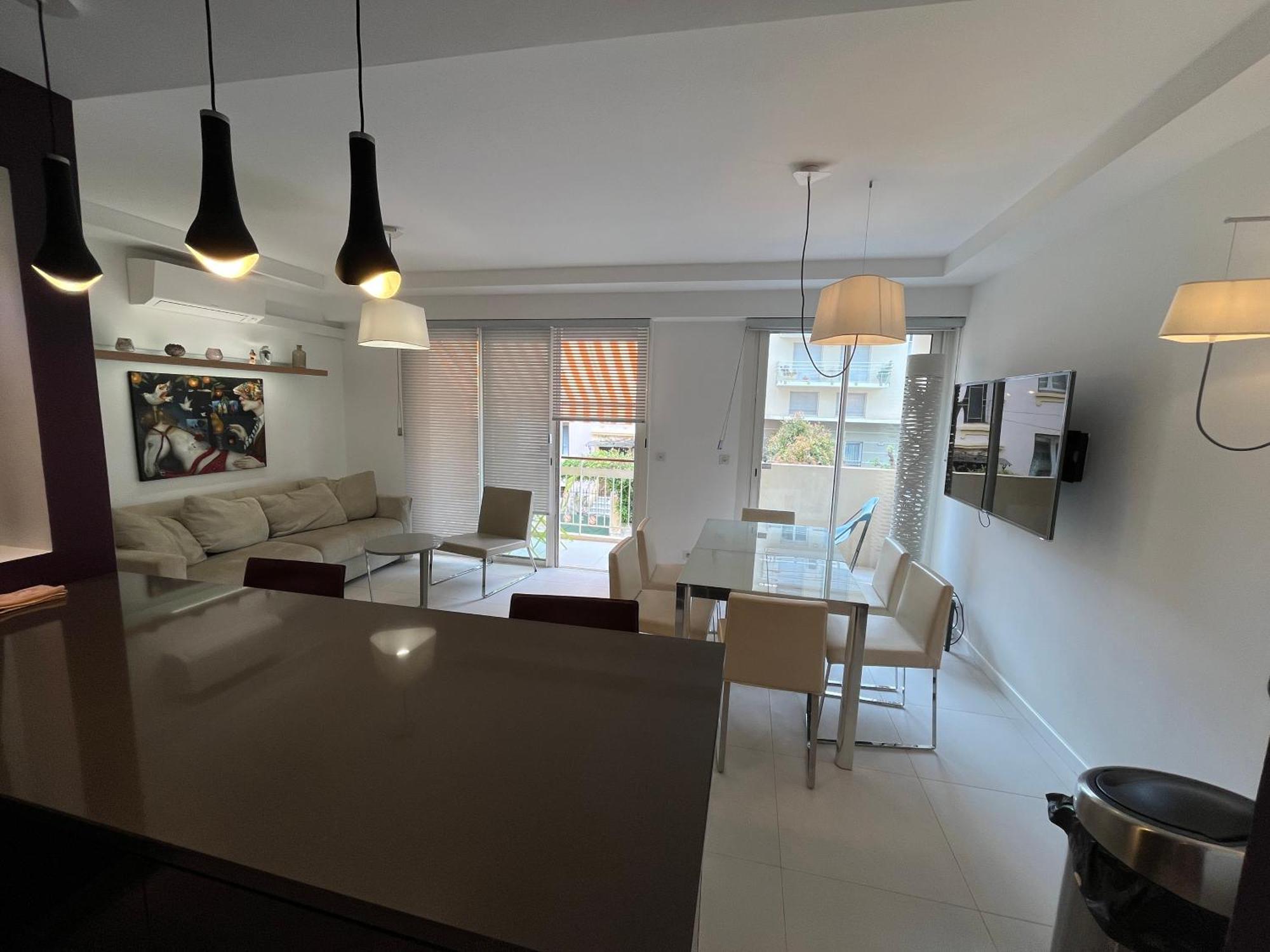 Appartement Calme Familial 3 Ch Avec Terrasses Juan-les-Pins Eksteriør billede