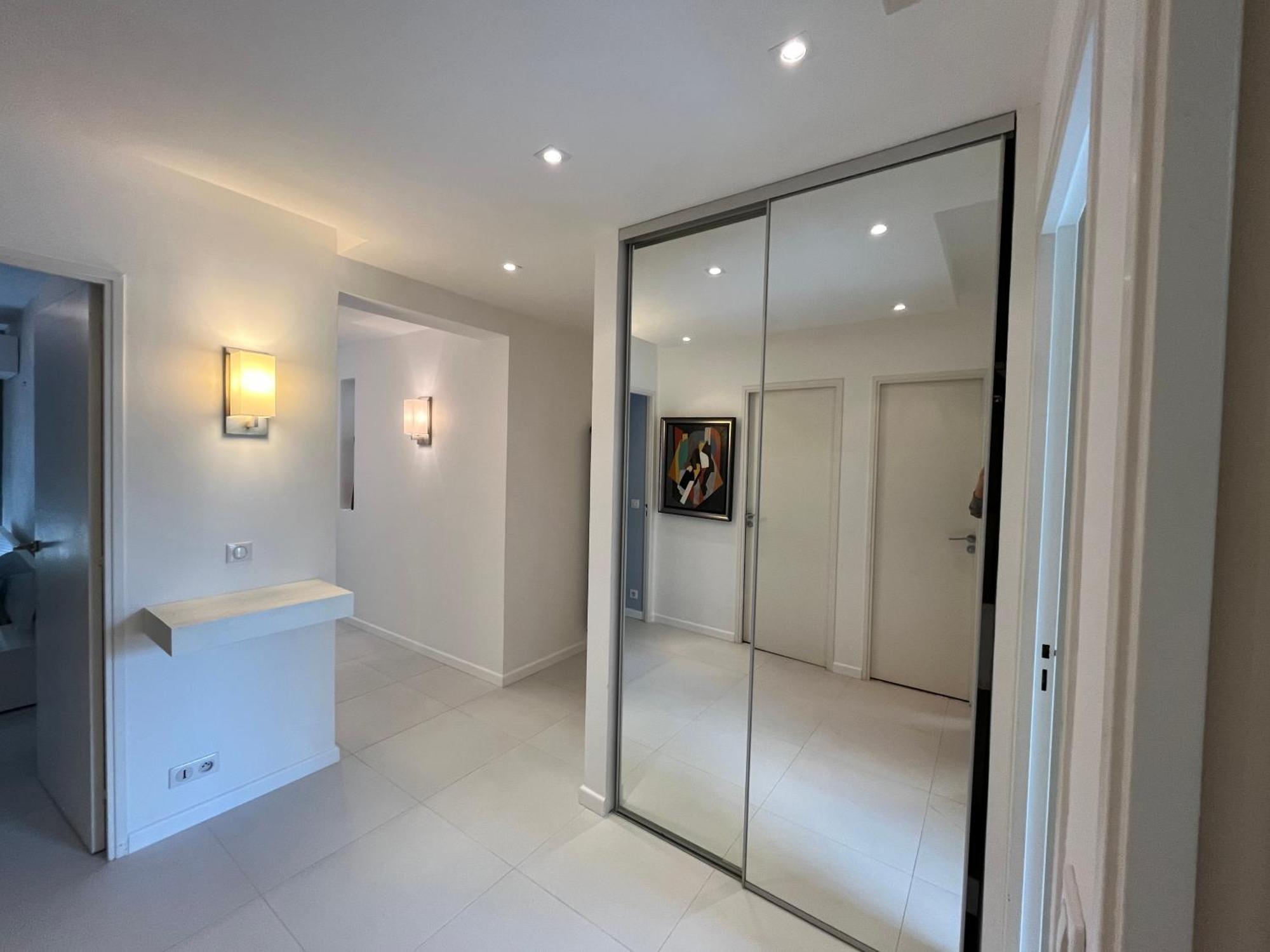 Appartement Calme Familial 3 Ch Avec Terrasses Juan-les-Pins Eksteriør billede
